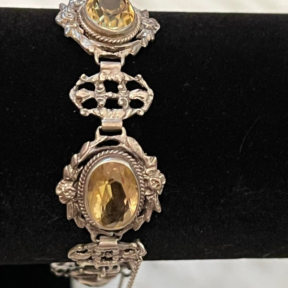 Lovely Delicate and Intricate Signed Sterling Citrine and Floral Peruzzi… - Picture 9 of 9